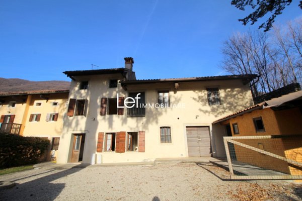 casa indipendente in vendita a Vittorio Veneto