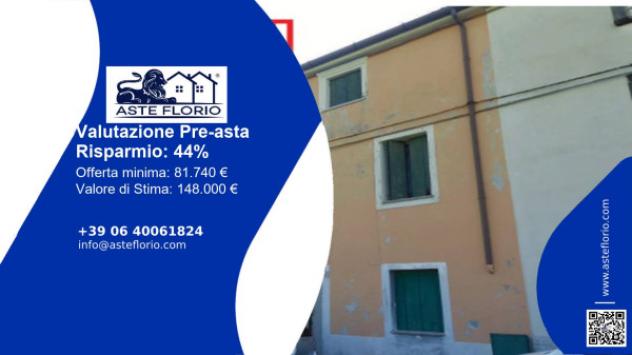 casa indipendente in vendita a Vittorio Veneto