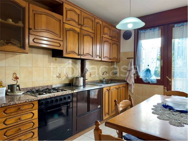 casa indipendente in vendita a Vittorio Veneto