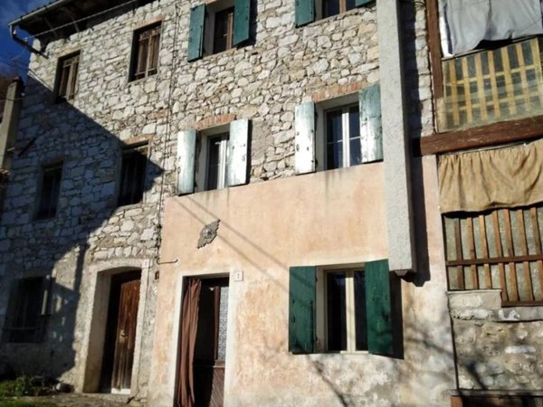 casa indipendente in vendita a Vittorio Veneto