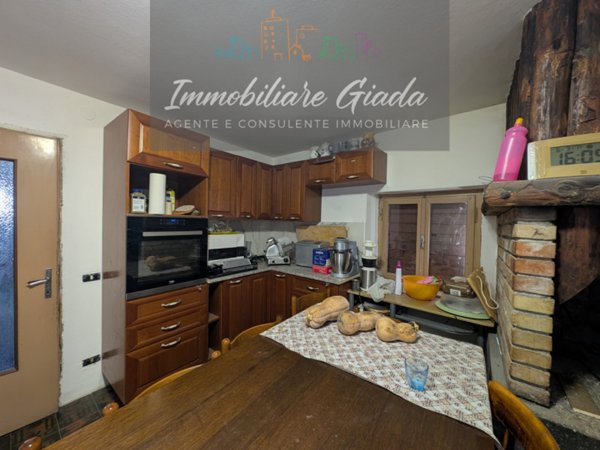 casa indipendente in vendita a Vittorio Veneto