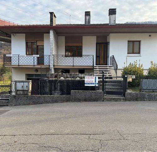 casa indipendente in vendita a Vittorio Veneto