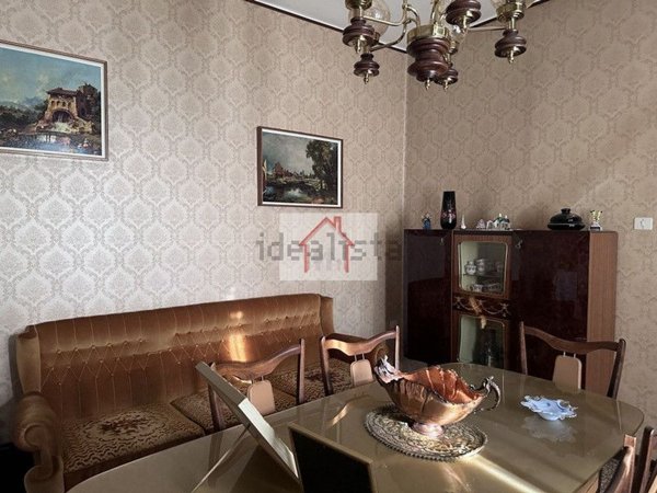 casa indipendente in vendita a Vittorio Veneto