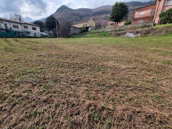 terreno edificabile in vendita a Vittorio Veneto