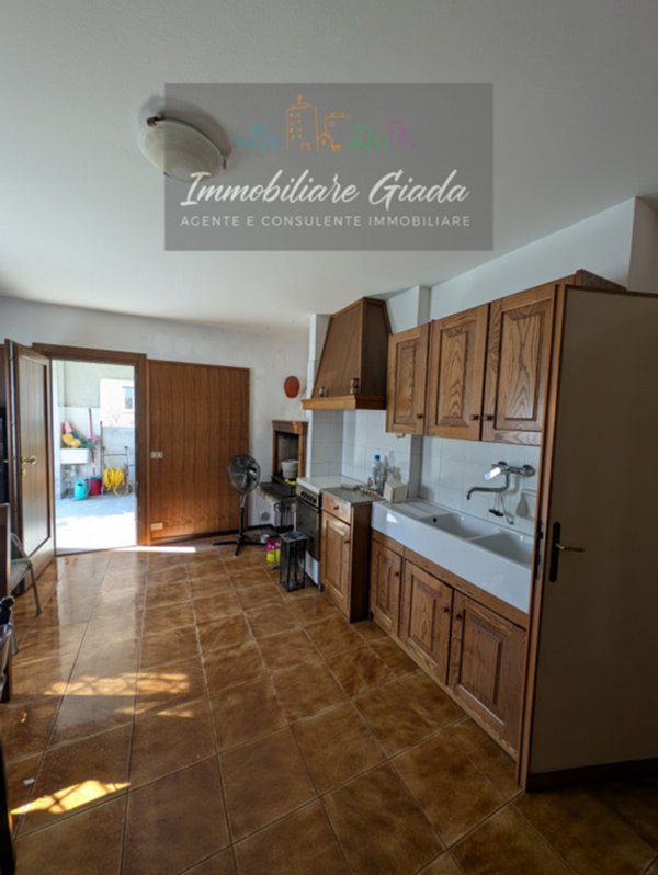 casa indipendente in vendita a Vittorio Veneto