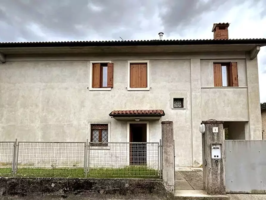 casa indipendente in vendita a Vittorio Veneto
