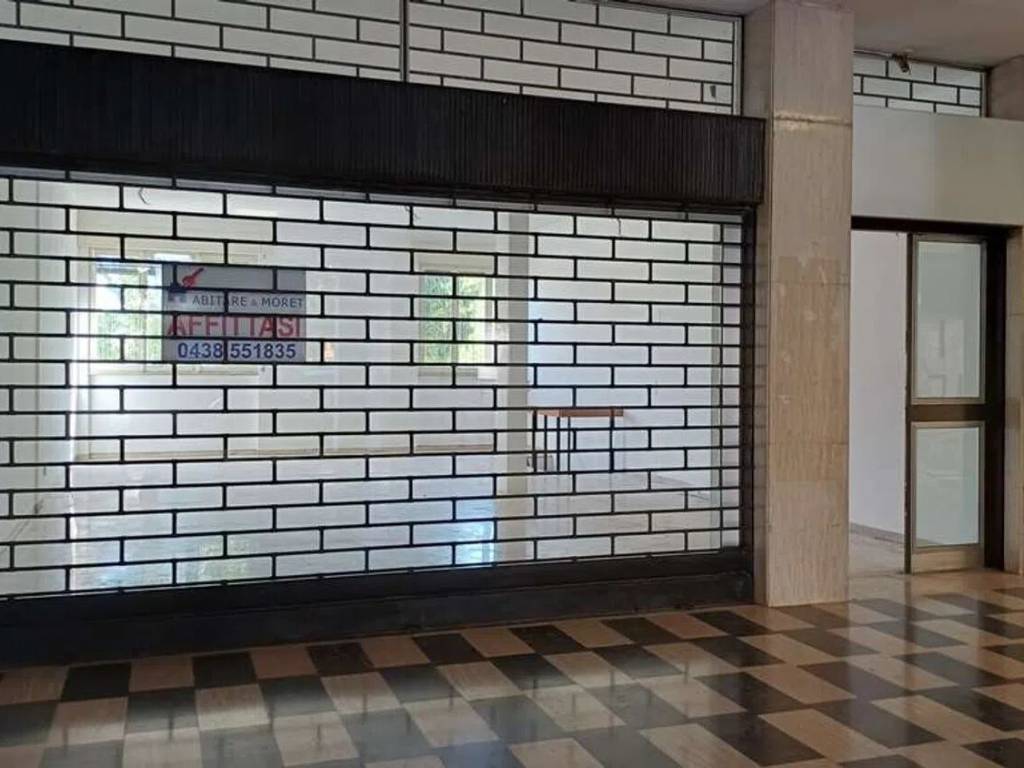 negozio in vendita a Vittorio Veneto