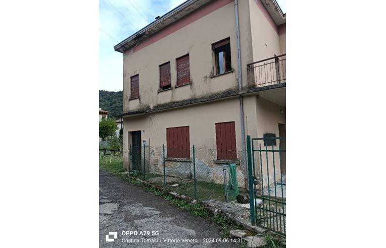casa indipendente in vendita a Vittorio Veneto