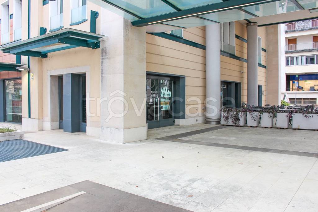 negozio in vendita a Vittorio Veneto