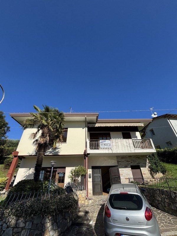 casa indipendente in vendita a Vittorio Veneto