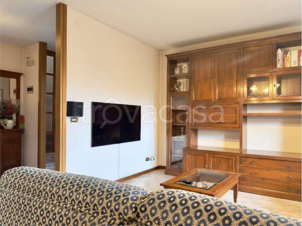 casa indipendente in vendita a Vittorio Veneto