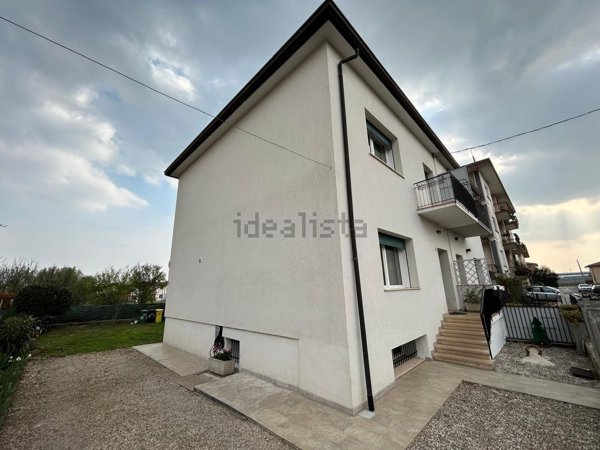 casa indipendente in vendita a Vittorio Veneto