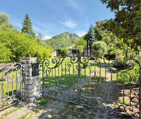 casa indipendente in vendita a Vittorio Veneto