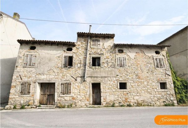 casa indipendente in vendita a Vittorio Veneto