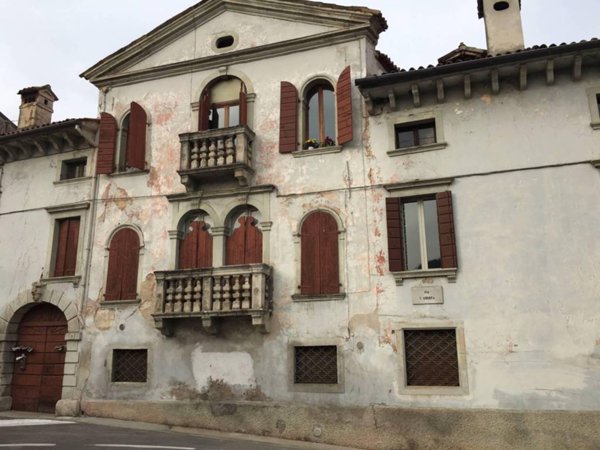intera palazzina in vendita a Vittorio Veneto