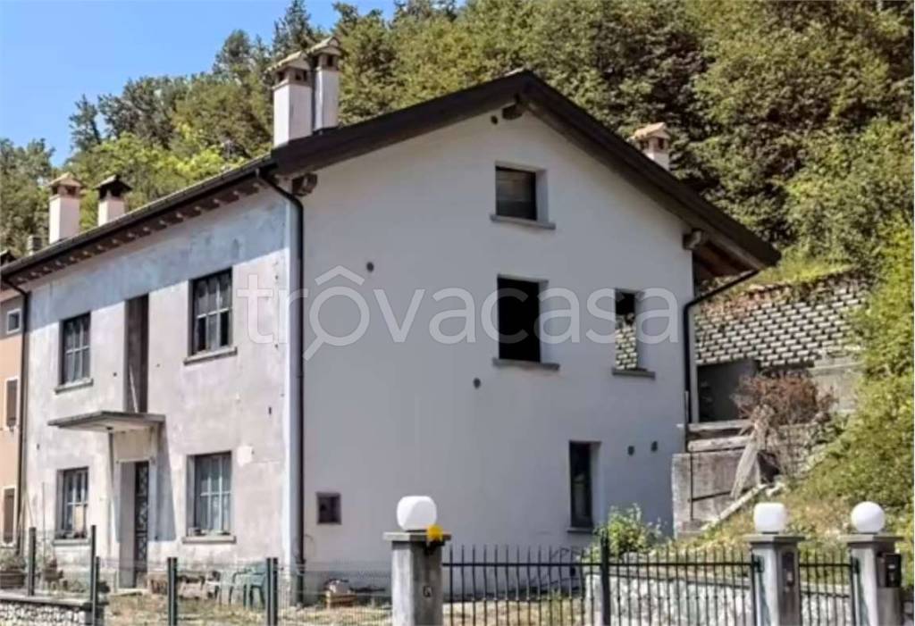 casa indipendente in vendita a Vittorio Veneto