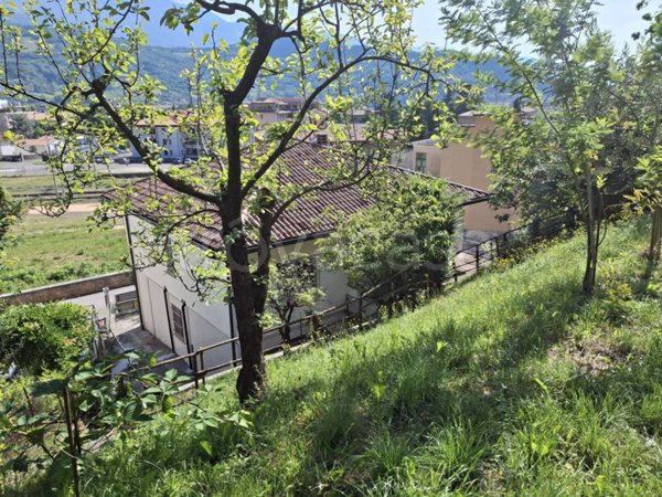 casa indipendente in vendita a Vittorio Veneto