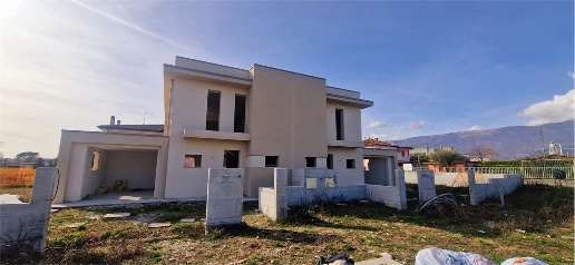 casa indipendente in vendita a Vittorio Veneto