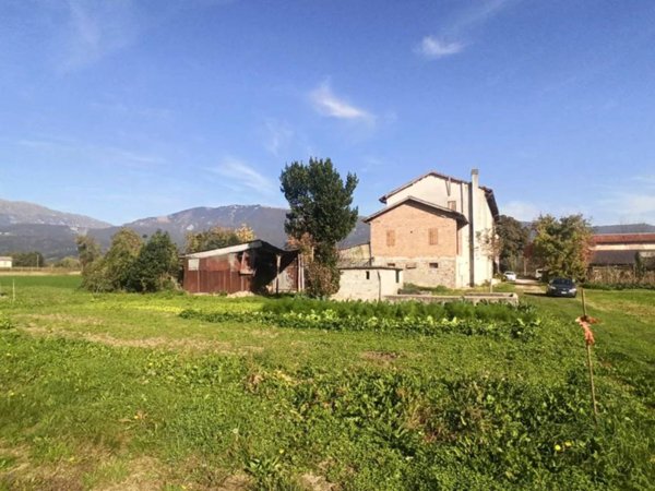 casa indipendente in vendita a Vittorio Veneto