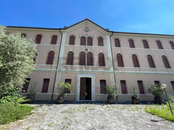 intera palazzina in vendita a Vittorio Veneto