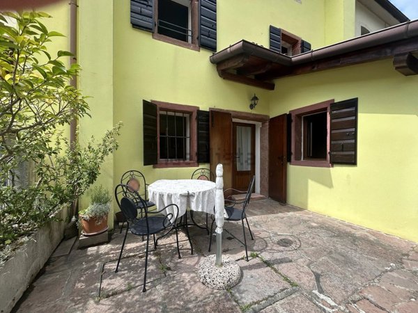 casa indipendente in vendita a Vittorio Veneto