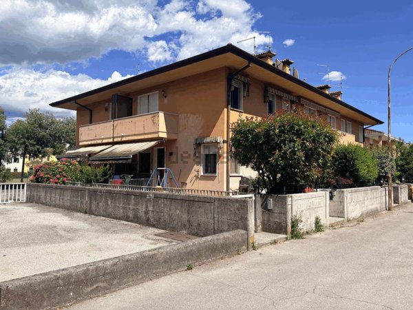 casa indipendente in vendita a Vittorio Veneto