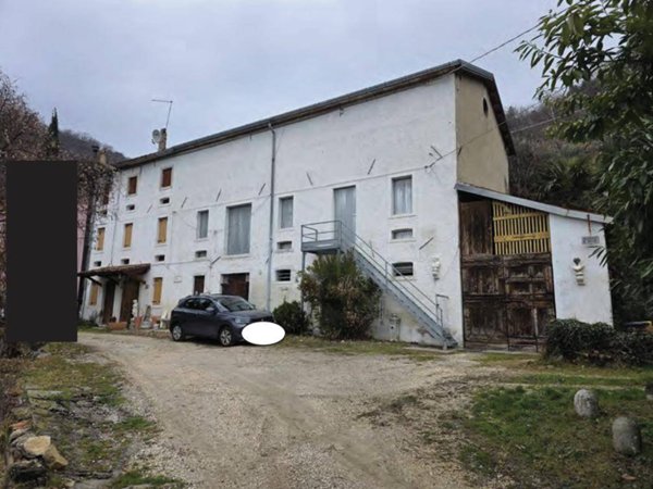 azienda agricola in vendita a Vittorio Veneto