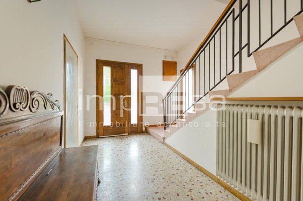 casa indipendente in vendita a Vittorio Veneto