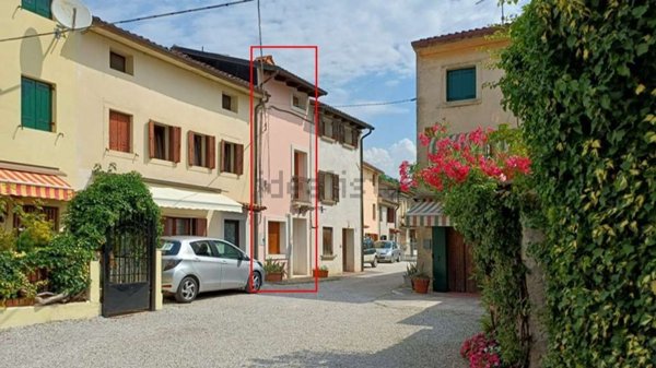 casa indipendente in vendita a Vittorio Veneto