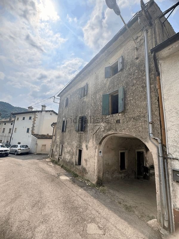 casa indipendente in vendita a Vittorio Veneto