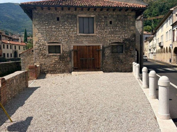 casa indipendente in vendita a Vittorio Veneto