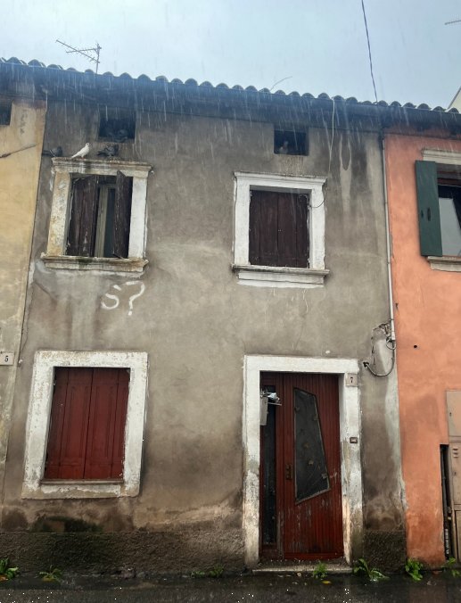 casa indipendente in vendita a Vittorio Veneto