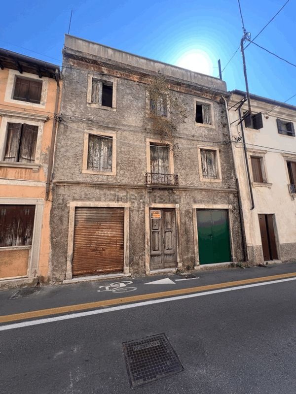 casa indipendente in vendita a Vittorio Veneto