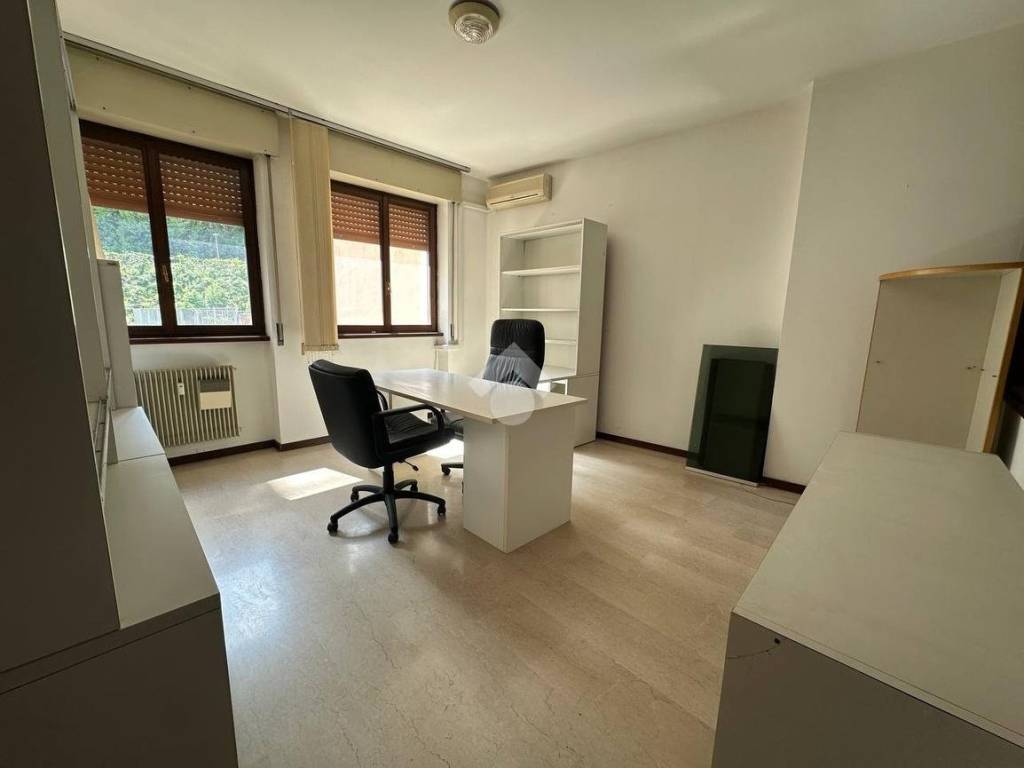ufficio in vendita a Vittorio Veneto