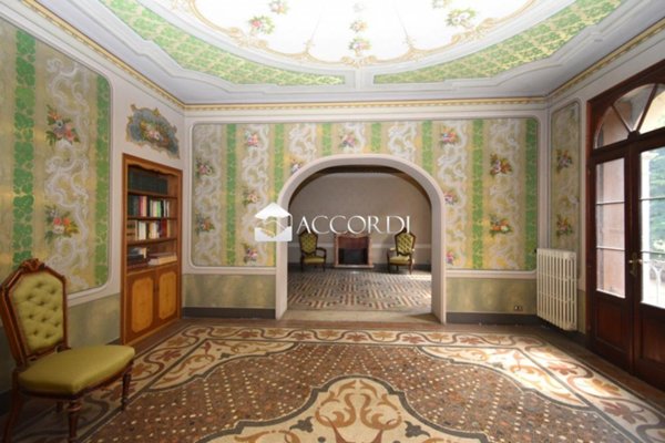intera palazzina in vendita a Vittorio Veneto