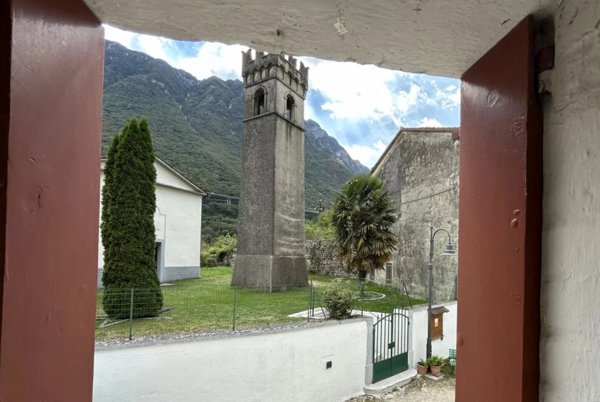 casa indipendente in vendita a Vittorio Veneto