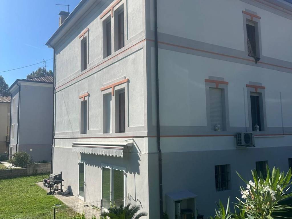 casa indipendente in vendita a Vittorio Veneto