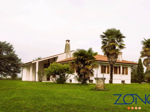 casa indipendente in vendita a Volpago del Montello