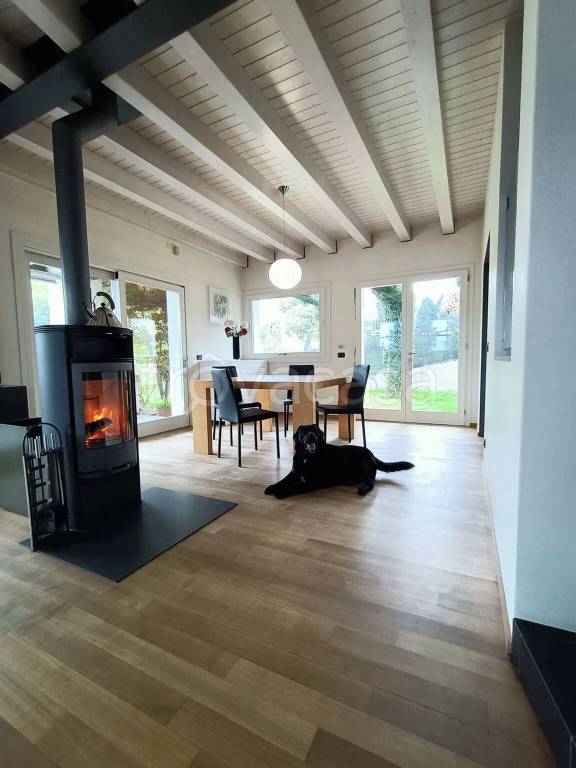 casa indipendente in vendita a Volpago del Montello