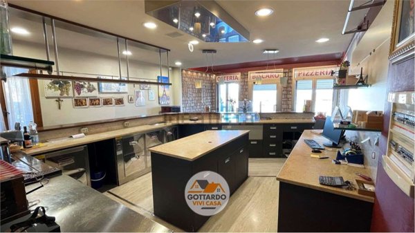 casa indipendente in vendita a Volpago del Montello in zona Selva del Montello