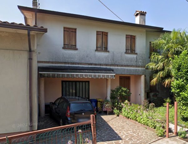 casa indipendente in vendita a Volpago del Montello