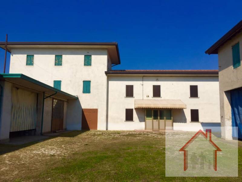 casa indipendente in vendita a Volpago del Montello
