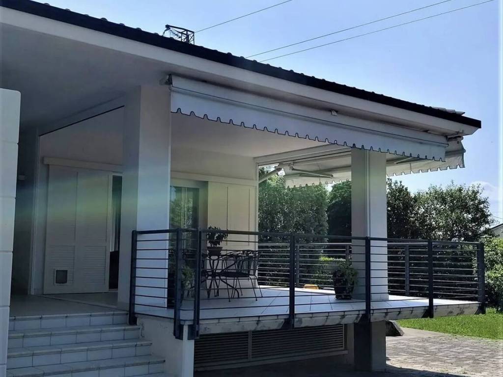 casa indipendente in vendita a Volpago del Montello