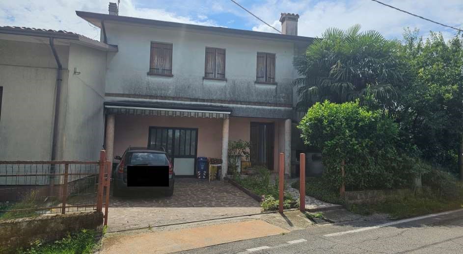 casa indipendente in vendita a Volpago del Montello