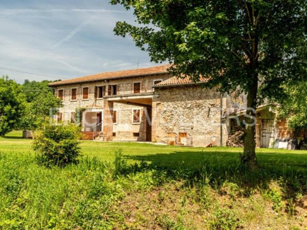 casa indipendente in vendita a Volpago del Montello
