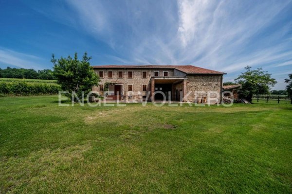 casa indipendente in vendita a Volpago del Montello