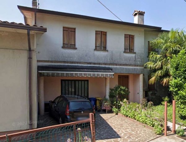 casa indipendente in vendita a Volpago del Montello