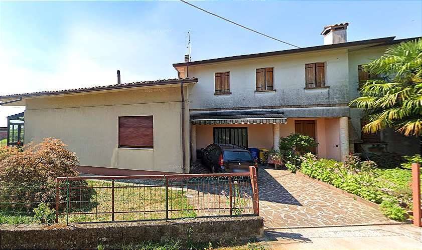 casa indipendente in vendita a Volpago del Montello