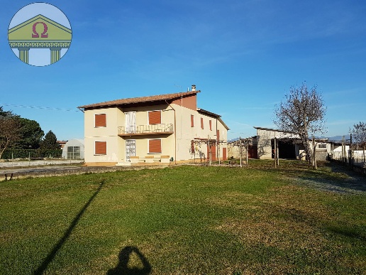 casa indipendente in vendita a Volpago del Montello