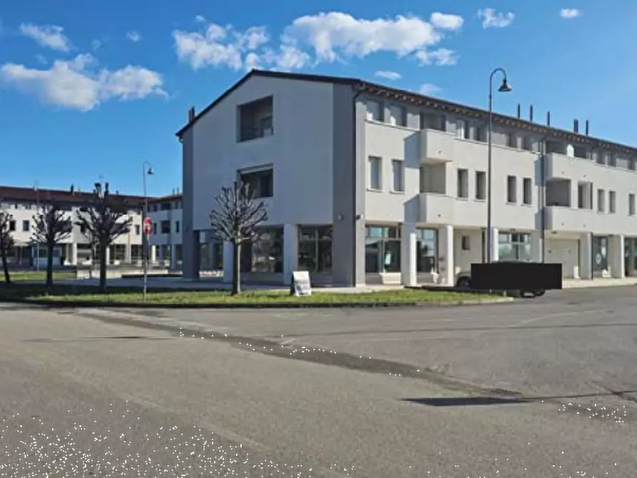 appartamento in vendita a Volpago del Montello in zona Venegazzù